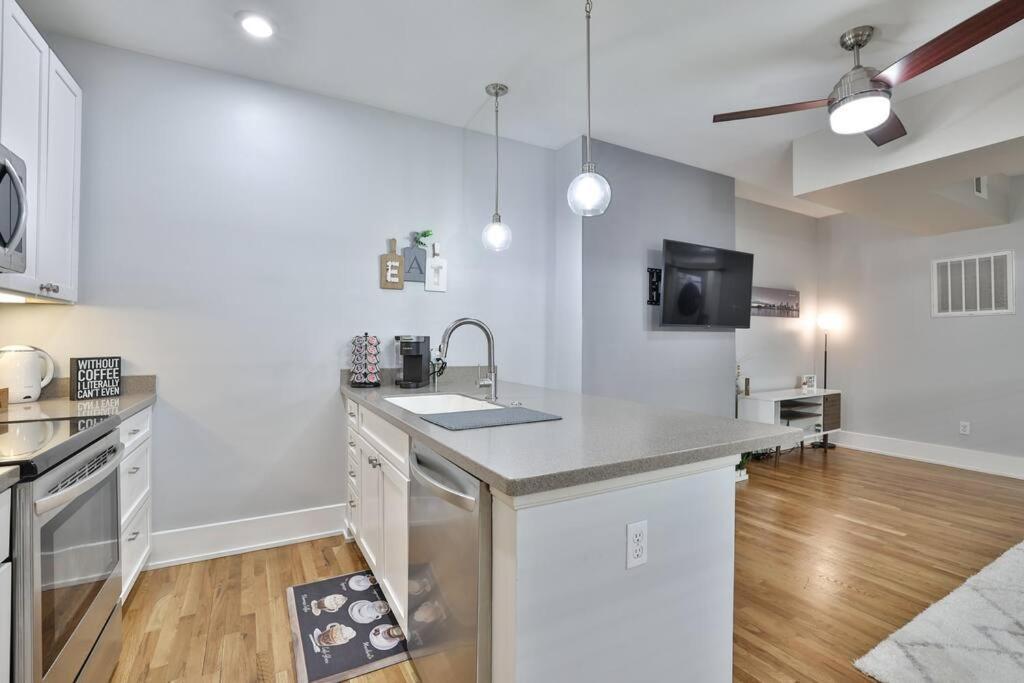 **New Radiant Stay In The Thrust Of Otr* W/Parking Cincinnati Exterior foto