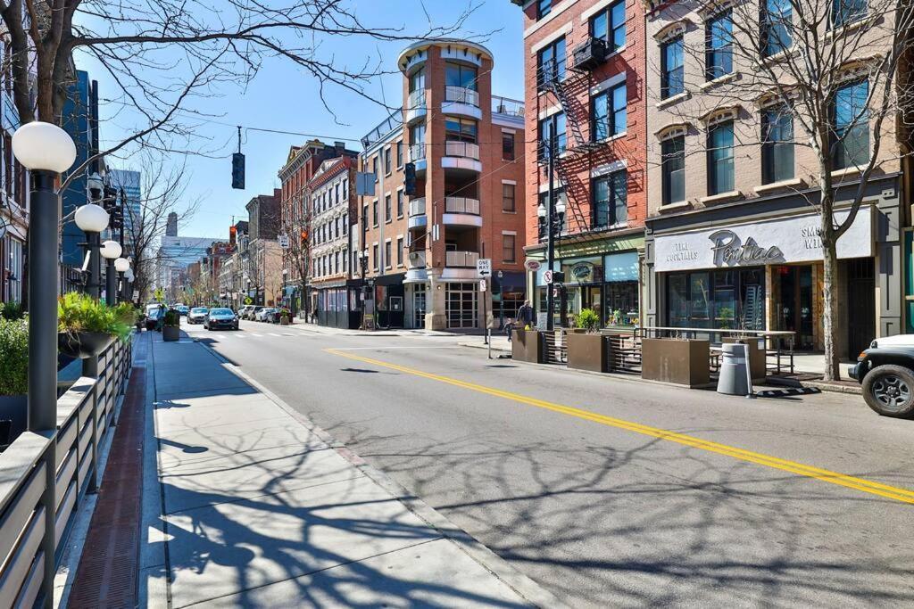 **New Radiant Stay In The Thrust Of Otr* W/Parking Cincinnati Exterior foto